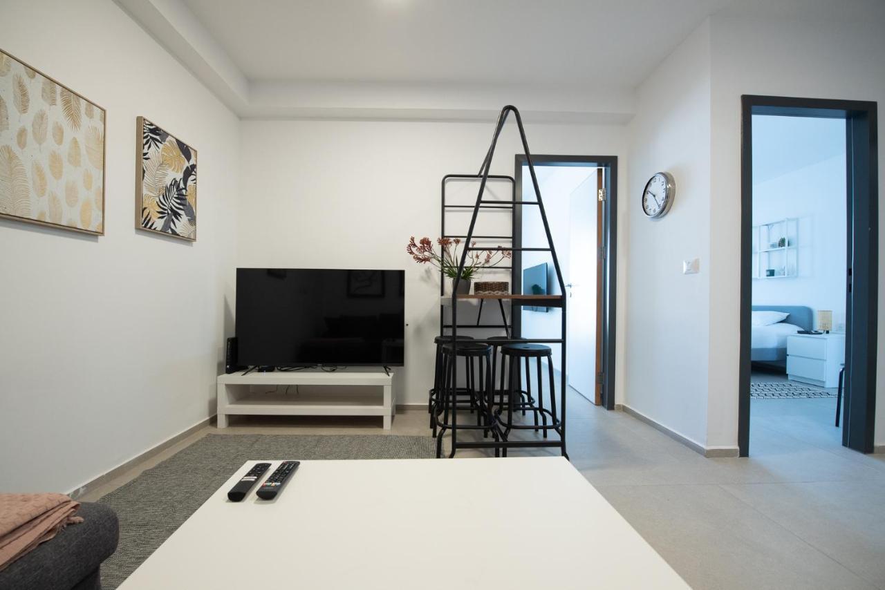 Port City Haifa - Downtown Luxury Apartments Buitenkant foto