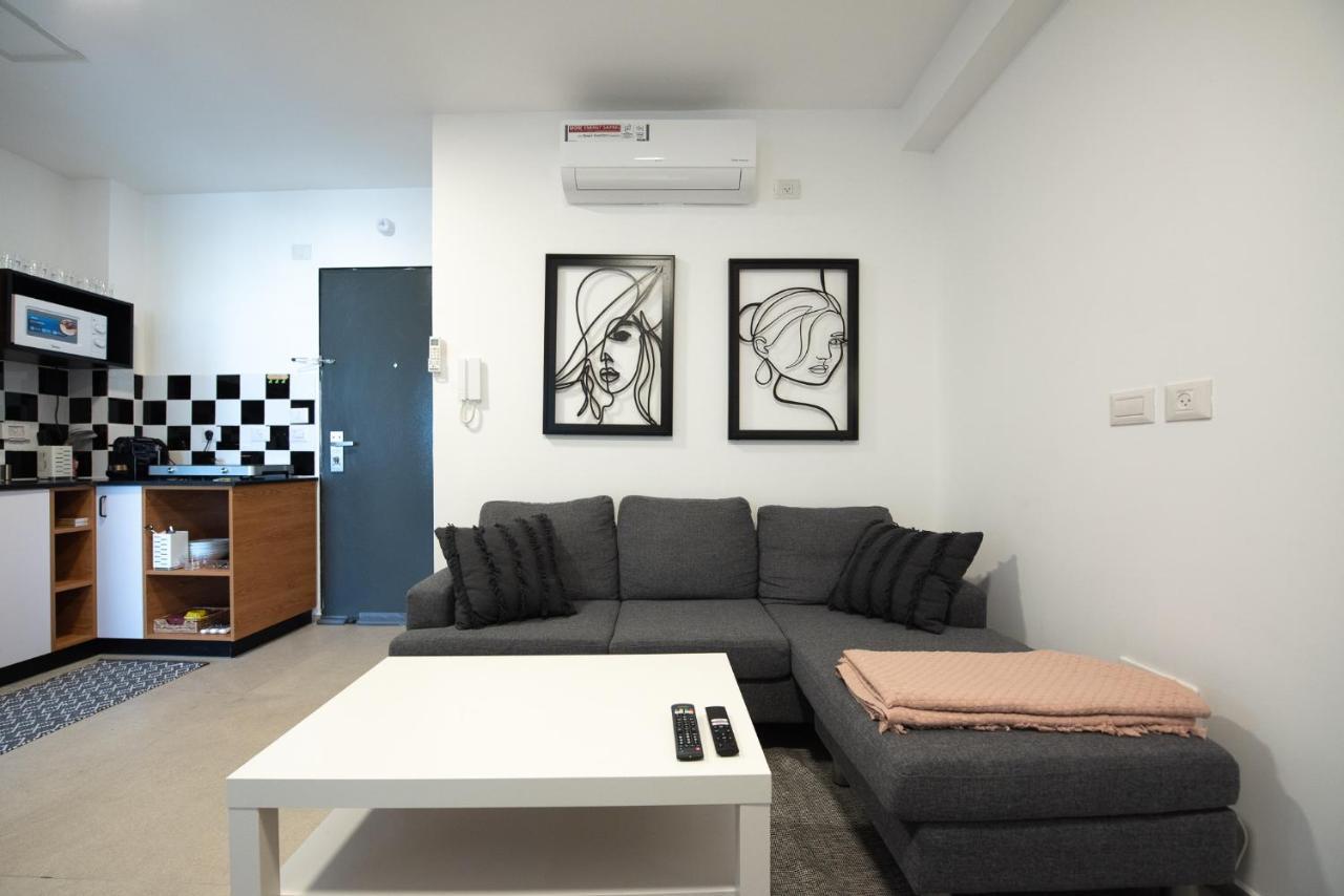 Port City Haifa - Downtown Luxury Apartments Buitenkant foto